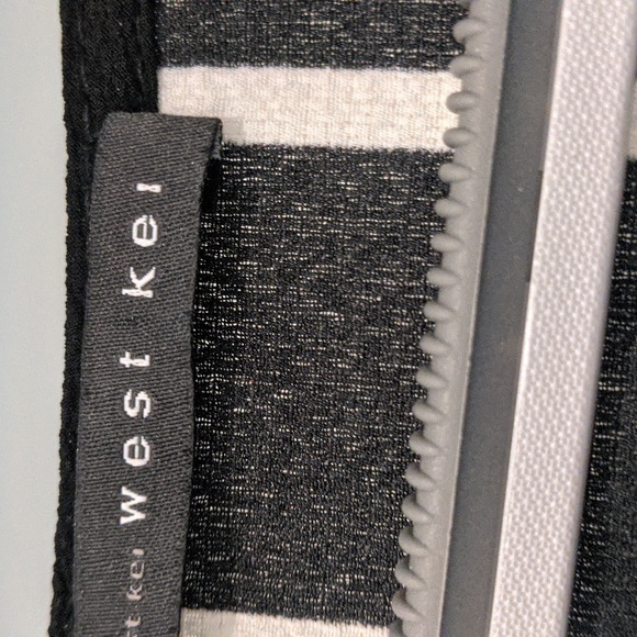 West Kei women's black and white striped blouse short sleeve with tie - Picture 2 of 2